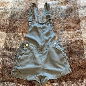H&M Shortalls. Size 2